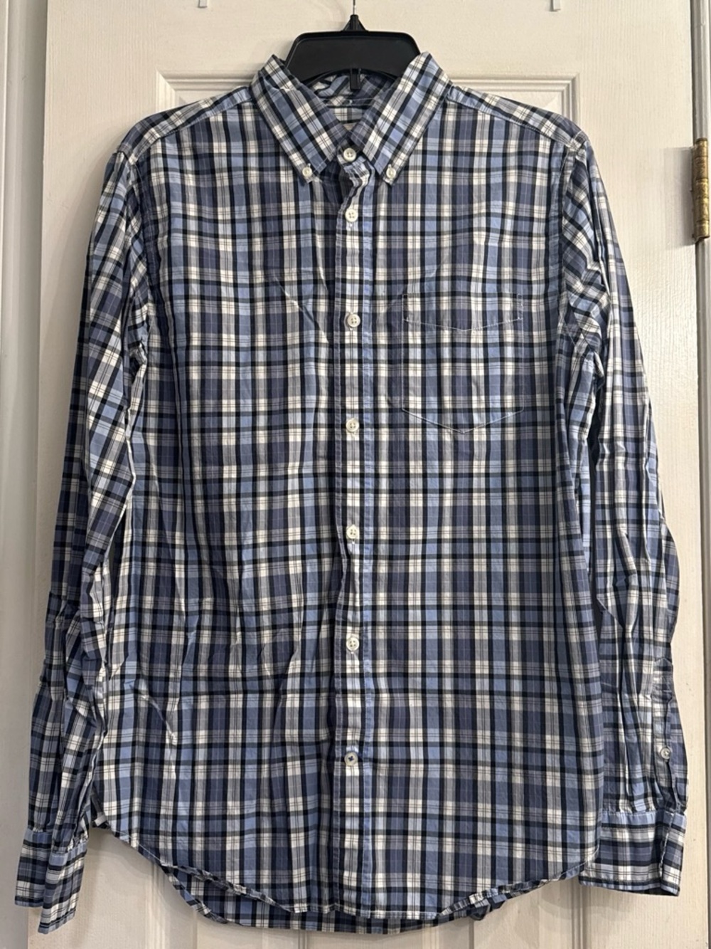 GAP Blue and White Plaid Button-Down Shirt - Men size M